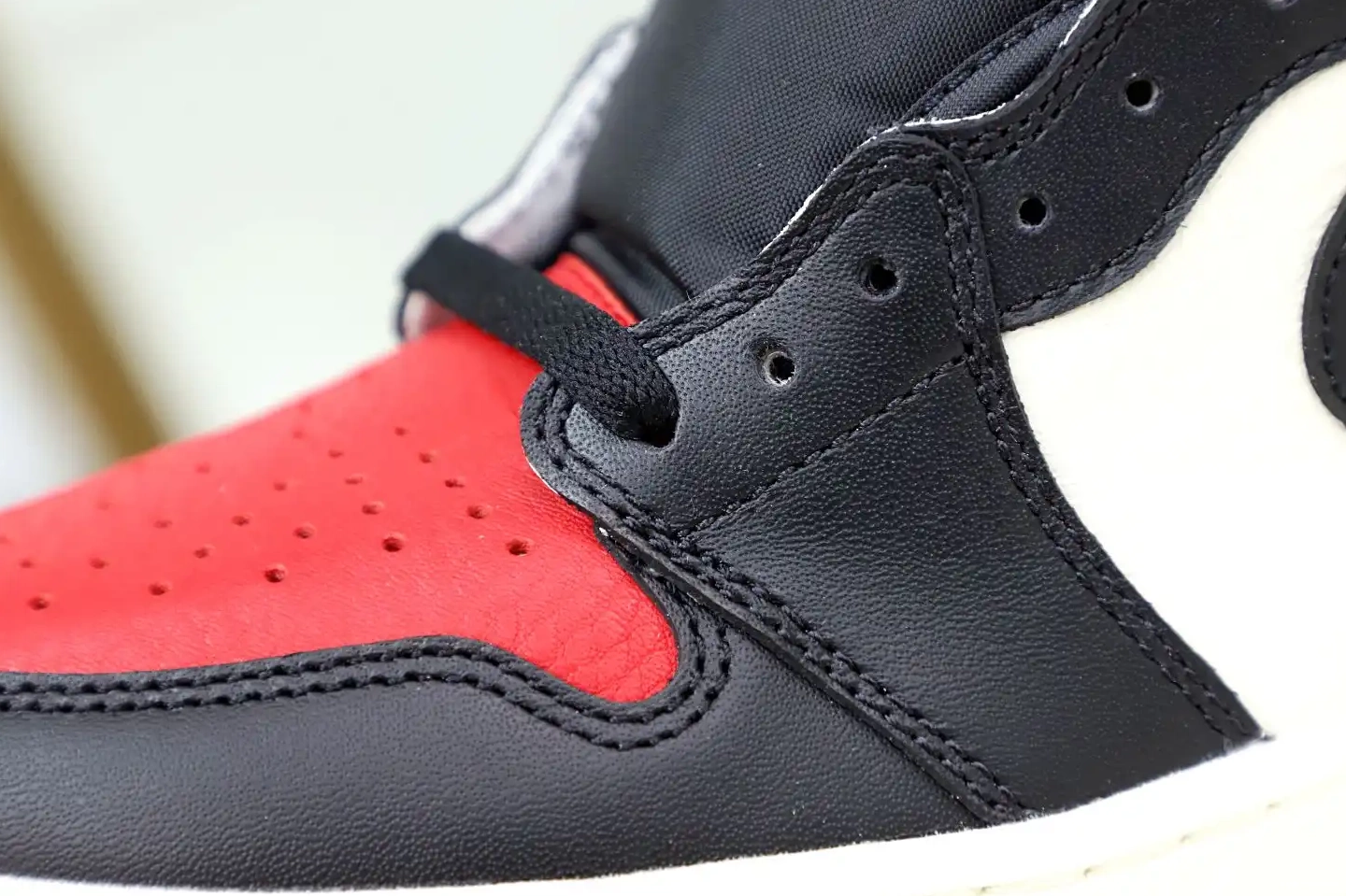 RETRO 'BRED OG HIGH AIR JORDAN Kimikick 1 TOE' 0522